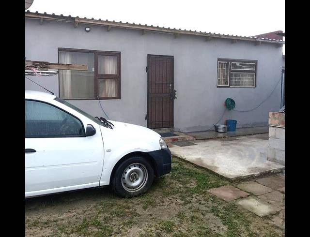 2 BEDROOM HOUSE FOR SALE IN PEERLESS PARK